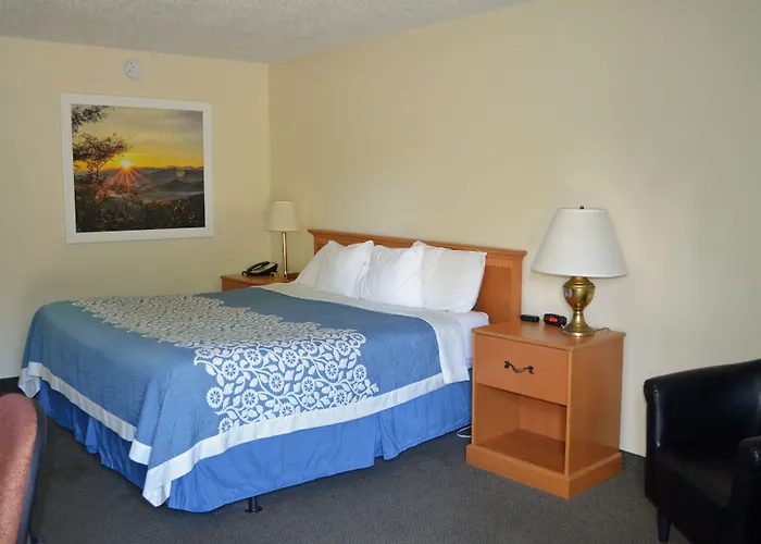Hotel Hot Springs & 3*