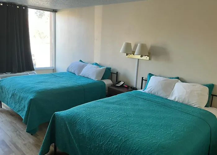 Hot Springs & Hotel 3*